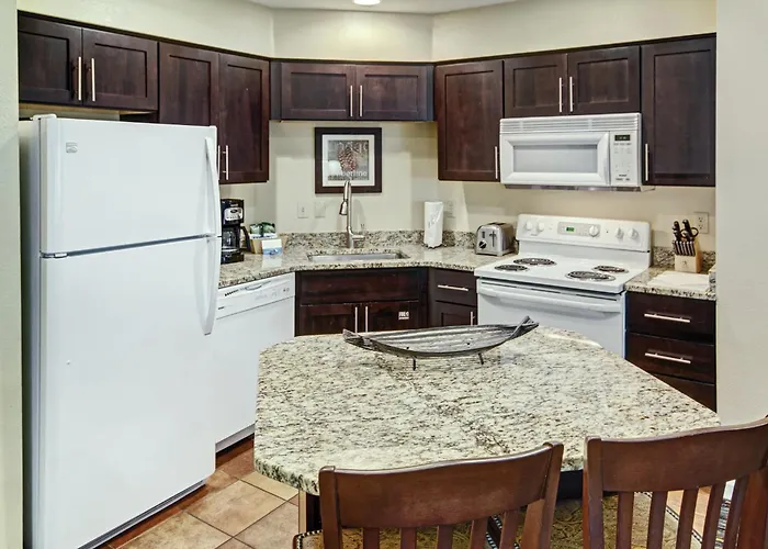 Wyndham 2br With Access *